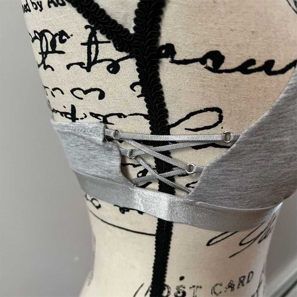 Aerie Women  Gray Bralette Standard Size M Adjustable Straps Soft Stretch Fabric - Picture 3 of 9